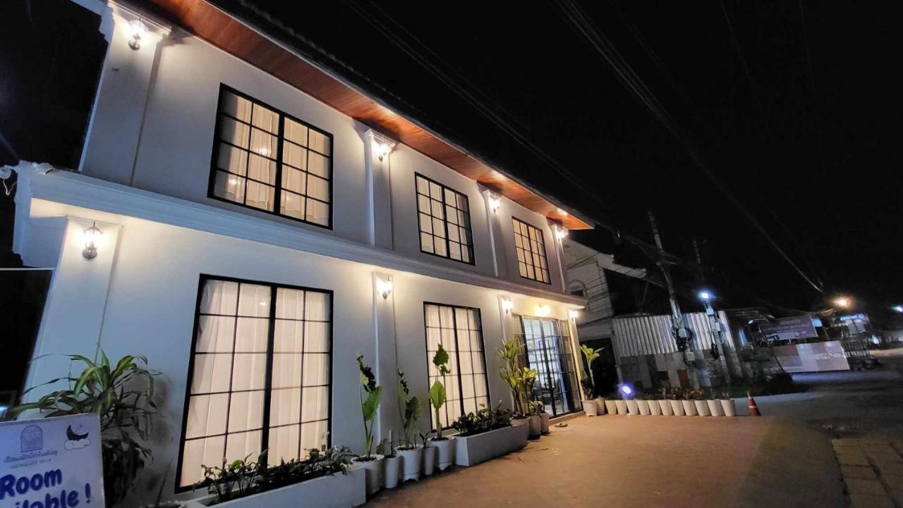 Midnight Blue Guesthouse Luang Prabang Buitenkant foto