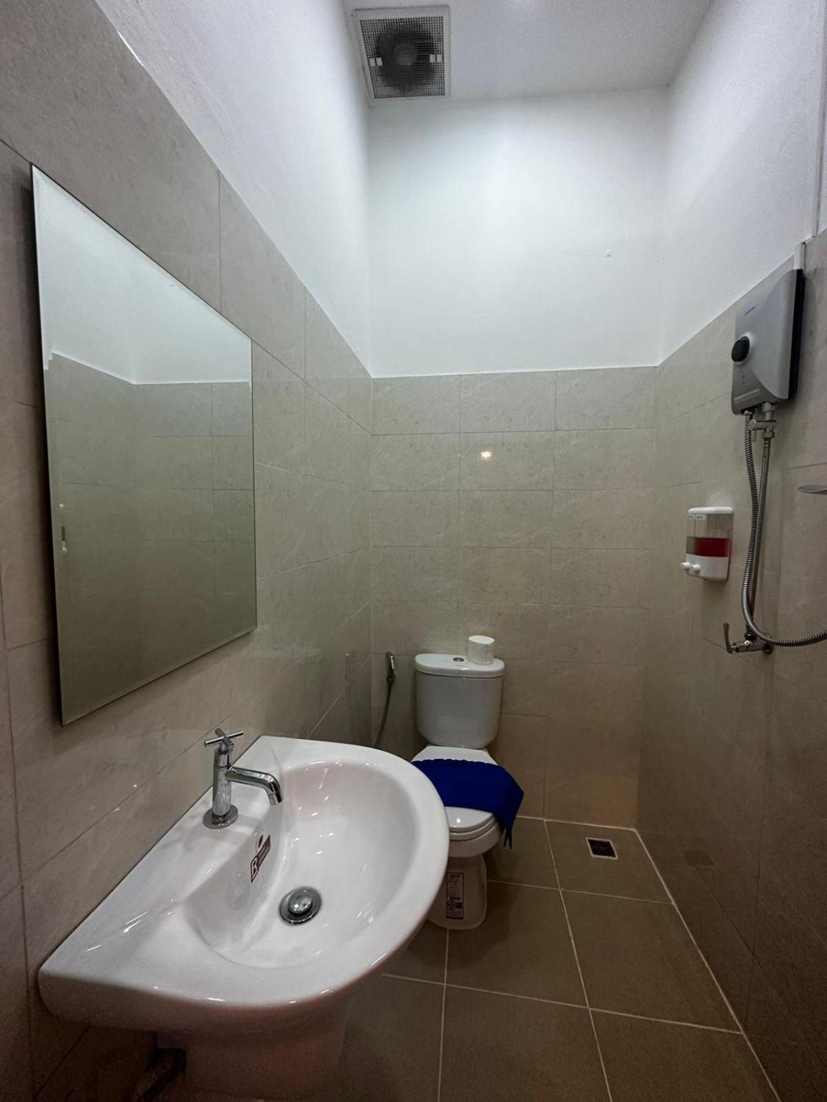 Midnight Blue Guesthouse Luang Prabang Buitenkant foto