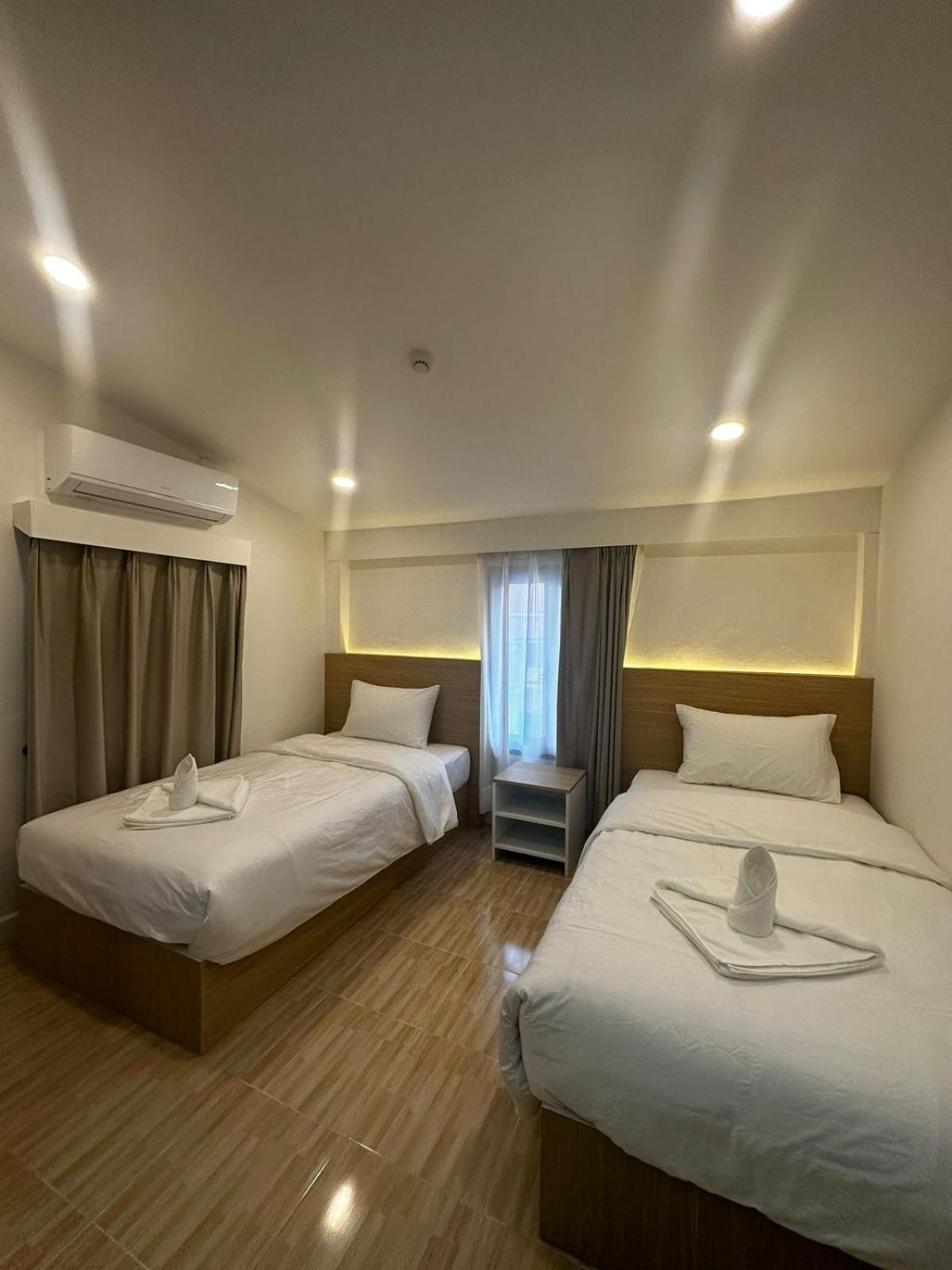 Midnight Blue Guesthouse Luang Prabang Buitenkant foto