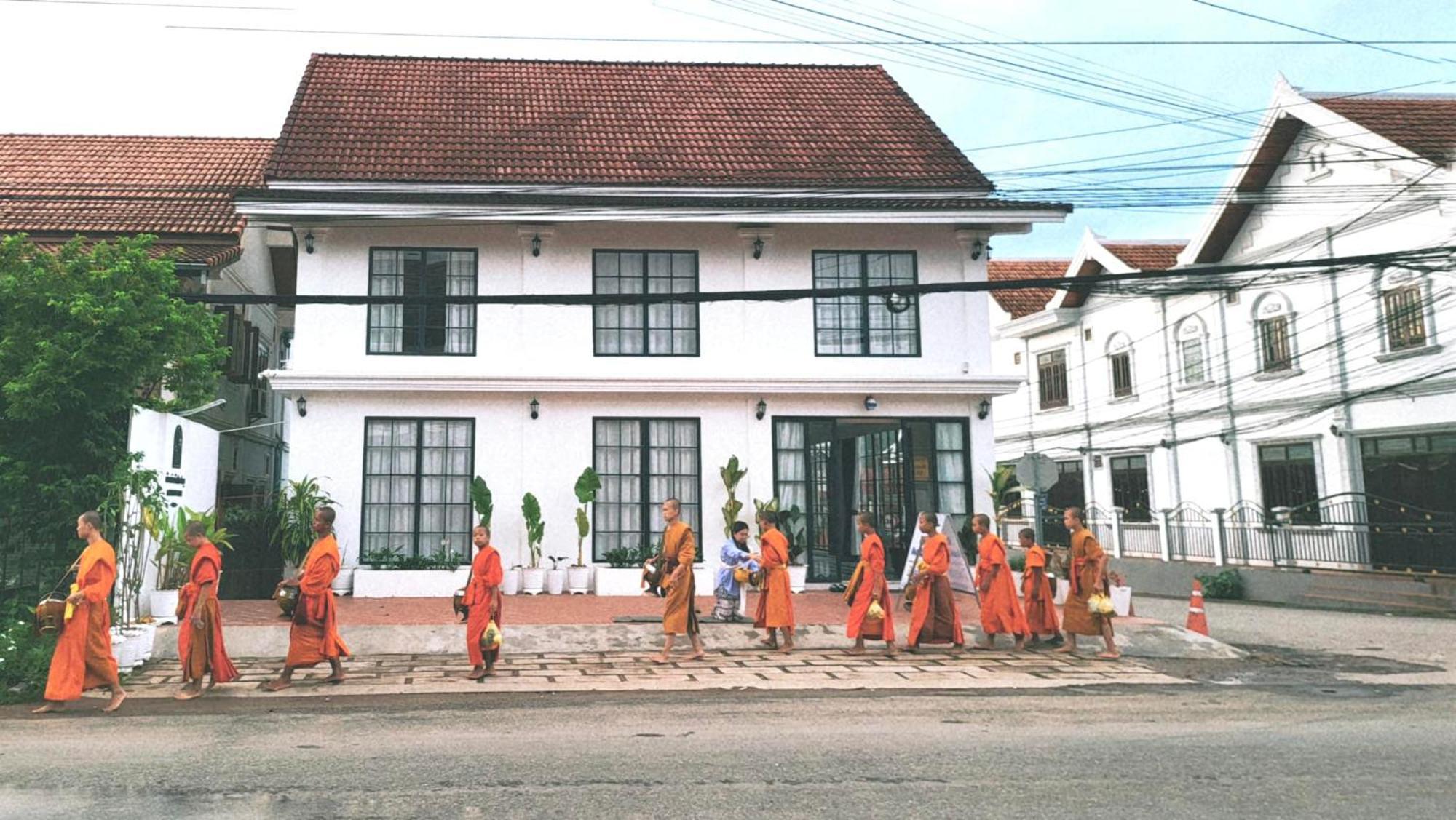 Midnight Blue Guesthouse Luang Prabang Buitenkant foto
